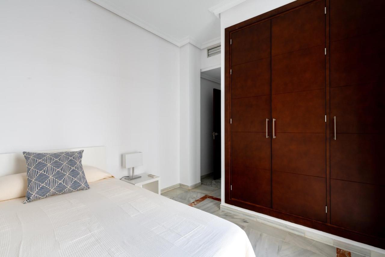 Holi-Rent Cuna Seville Luaran gambar